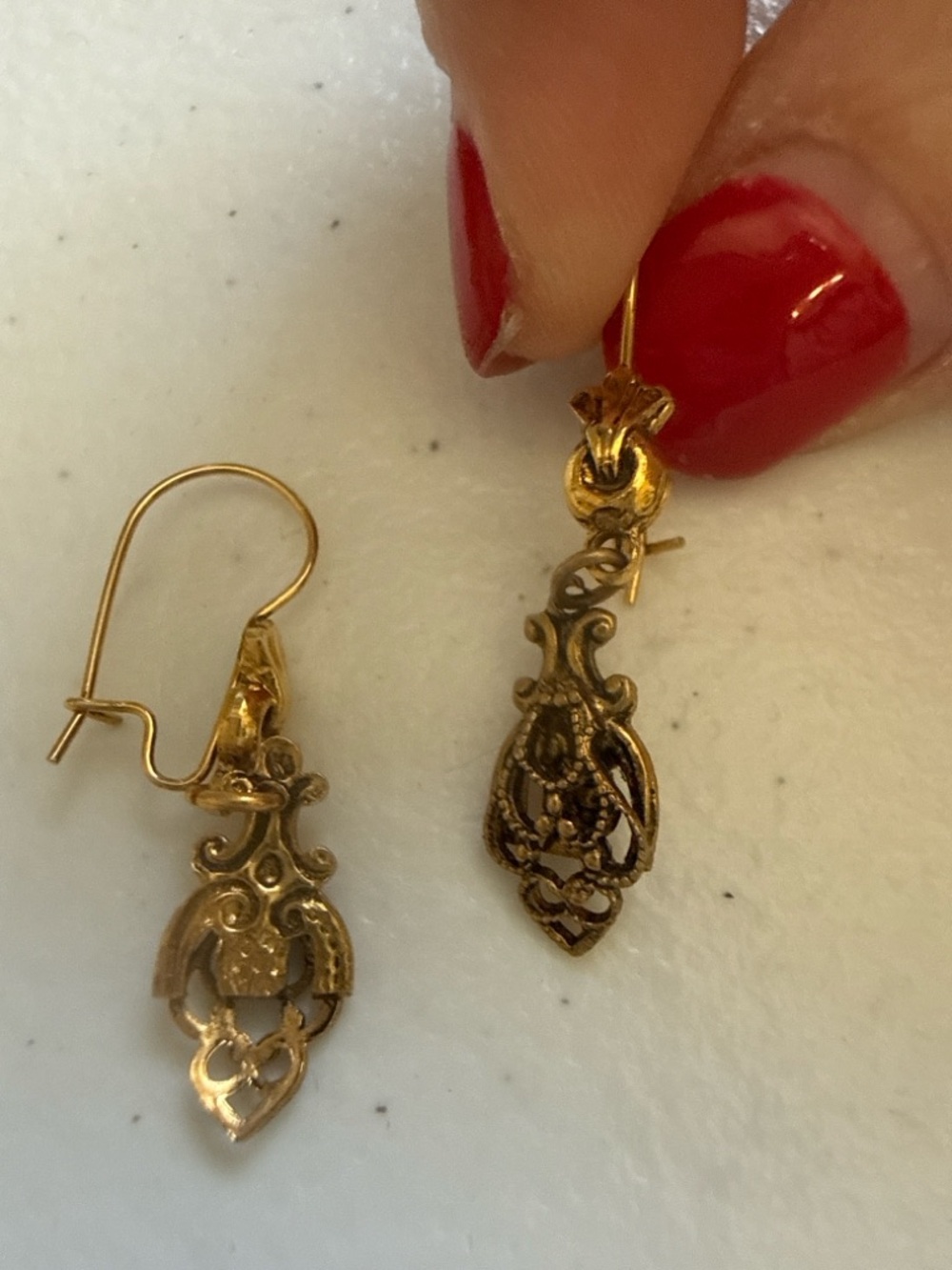 Vintage Gold Tone Filigree Owl Dangle Earrings Retro Bird Jewelry 70’ inspired